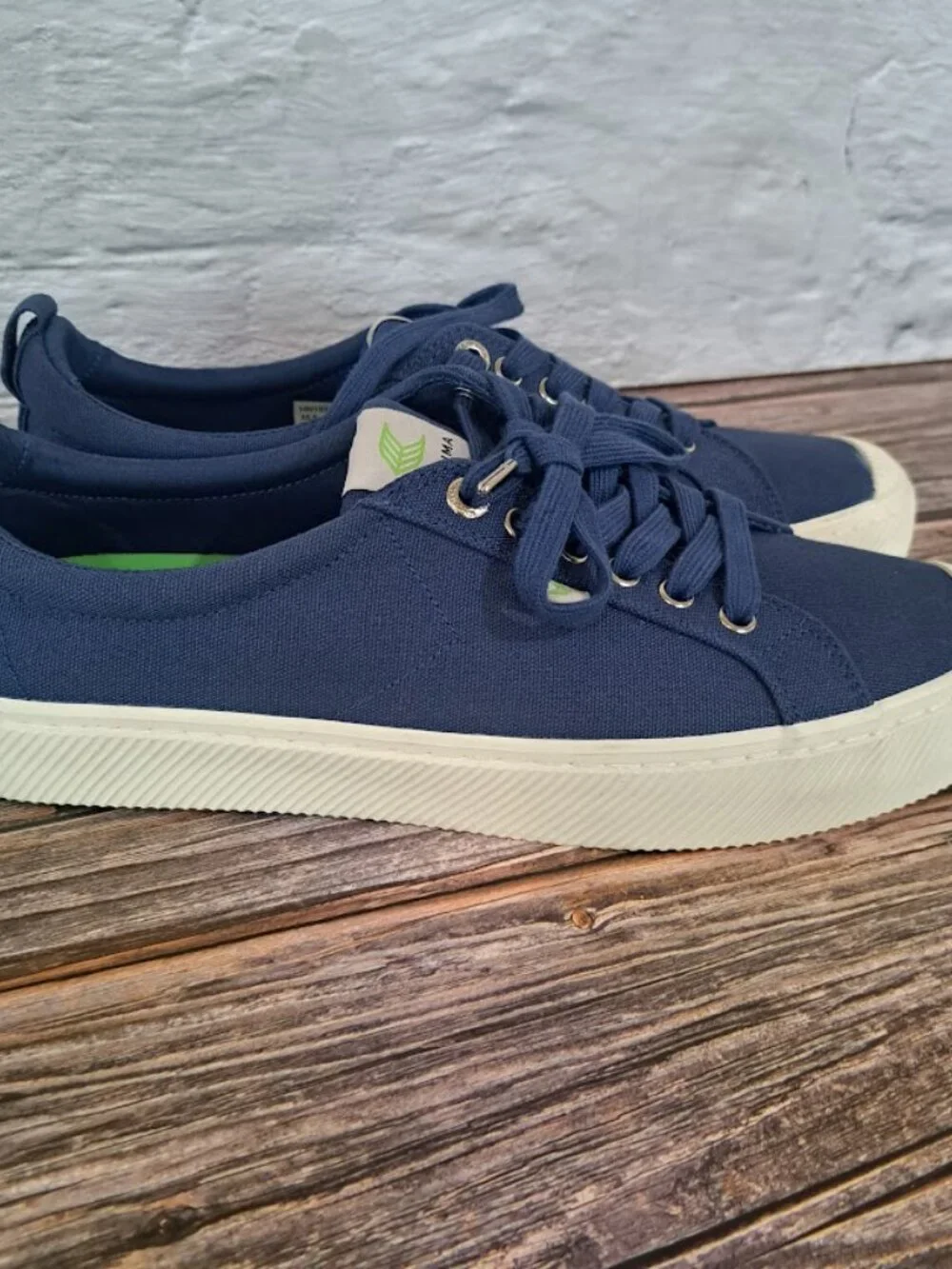 Mens' Cariuma OCA Low Navy Canvas sneakers‎ mens 10.5 cotton canvas cork insole